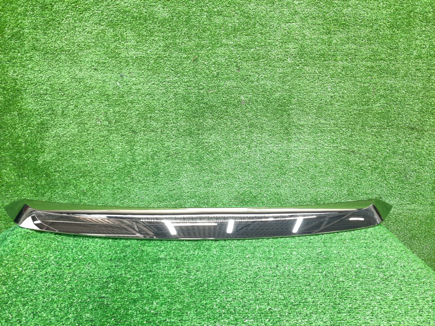 Молдинг капота TOYOTA HARRIER ASU60W 75770-48030 1 ракурс