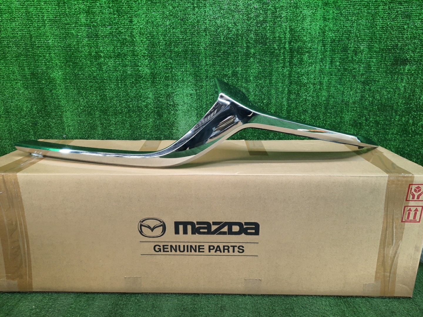 MAZDA CX-30 DMEP DFR5-50-7K0D 1 ракурс MAZDA CX-30 DMEP DFR5-50-7K0D 1 ракурс