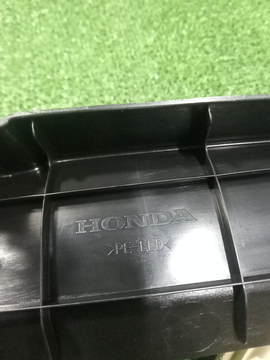 Пыльник крыла правый передний HONDA STEPWGN RP7 74105-3T0-000 3 ракурс Пыльник крыла правый передний HONDA STEPWGN RP7 74105-3T0-000 3 ракурс