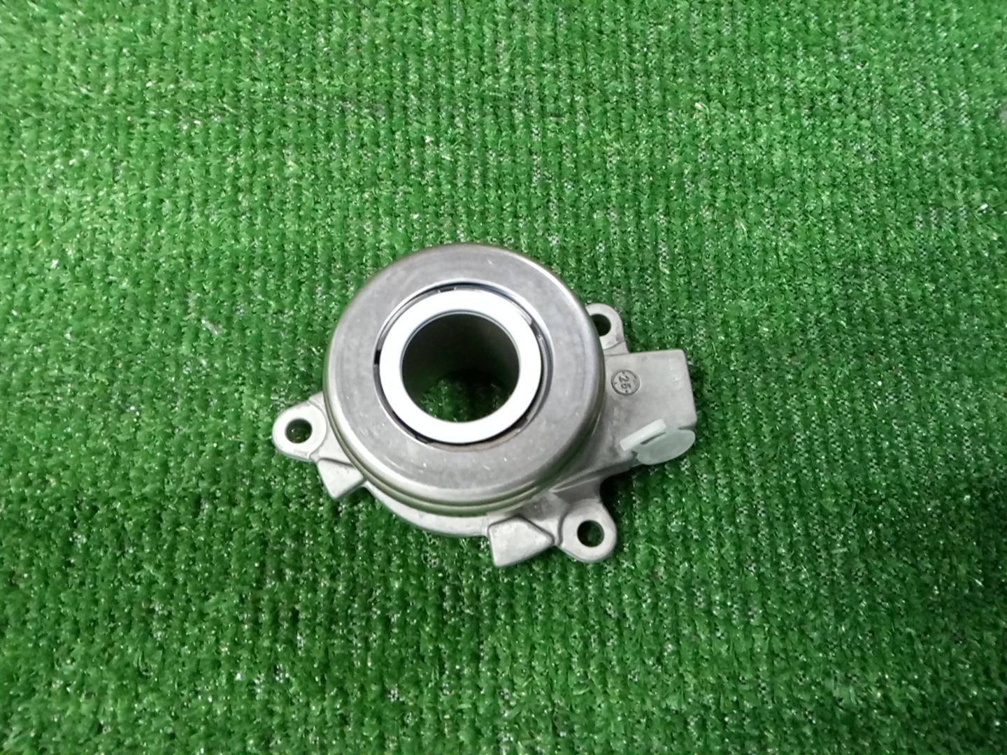Выжимной подшипник SUZUKI SWIFT ZC33S K14C 23820-79J00 1 ракурс Выжимной подшипник SUZUKI SWIFT ZC33S K14C 23820-79J00 1 ракурс