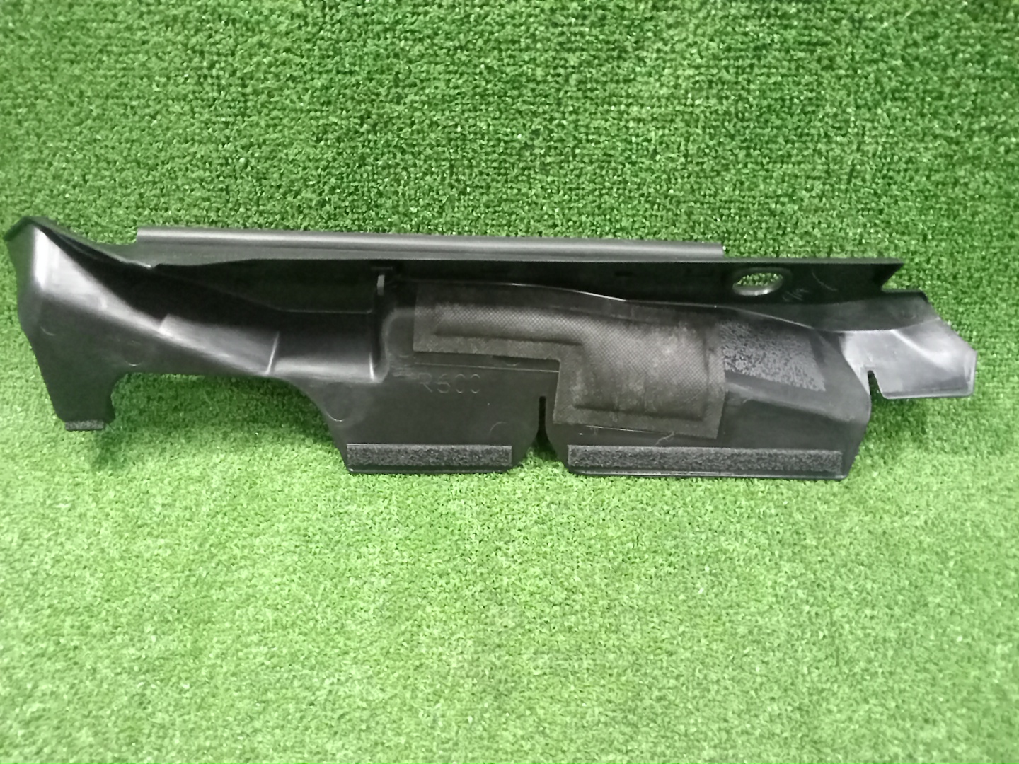 Пыльник крыла правый передний LEXUS NX200 ZGZ15 53388-78010 2 ракурс