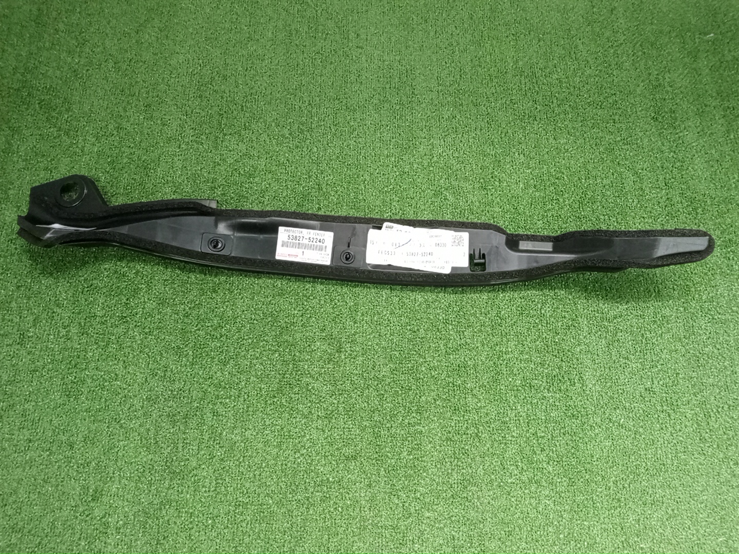 Пыльник крыла правый передний TOYOTA SIENTA MXPL10G 53827-52240 1 ракурс Пыльник крыла правый передний TOYOTA SIENTA MXPL10G 53827-52240 1 ракурс
