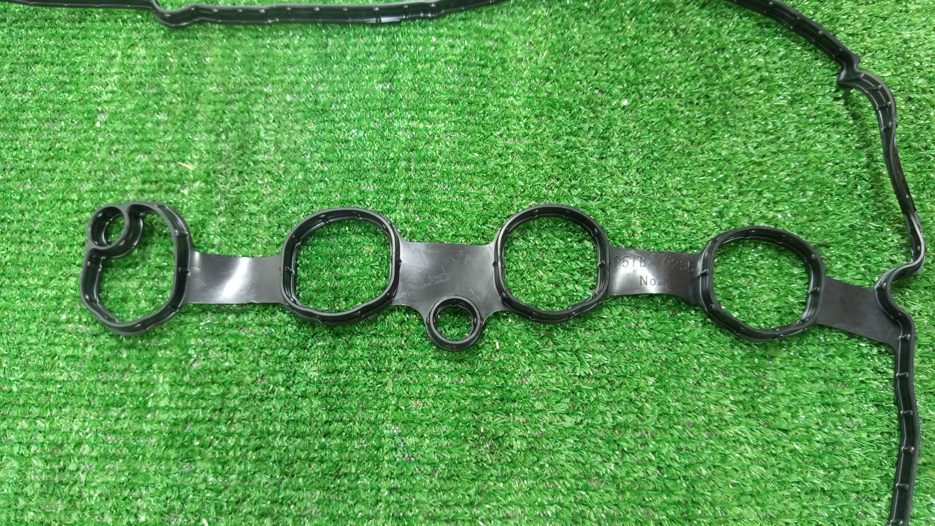Прокладка клапанной крышки MAZDA ROADSTER ND5RC P5-VPR P51B-10-235 2 ракурс