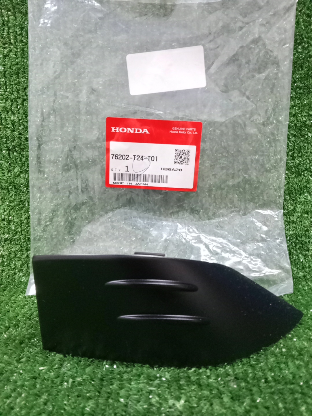Накладка на зеркало правая передняя HONDA CIVIC FL1 76202-T24-T01 1 ракурс