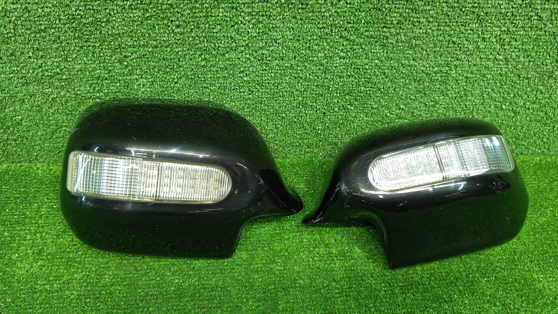 Накладка на зеркало левая TOYOTA BB NCP31 08411-44020 1 ракурс
