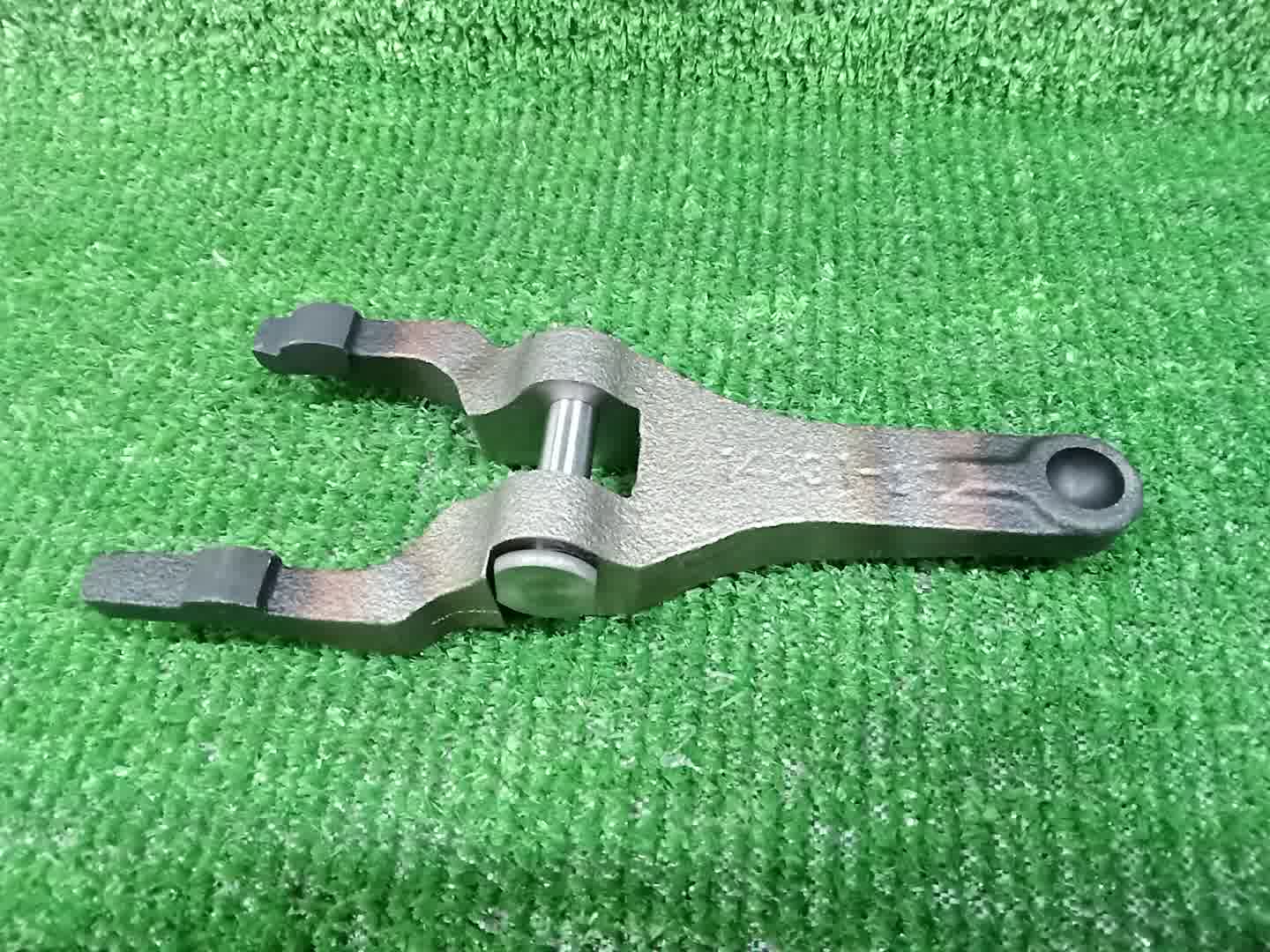 Вилка сцепления TOYOTA MARK II JZX90 1JZ-GTE 31204-14031 2 ракурс