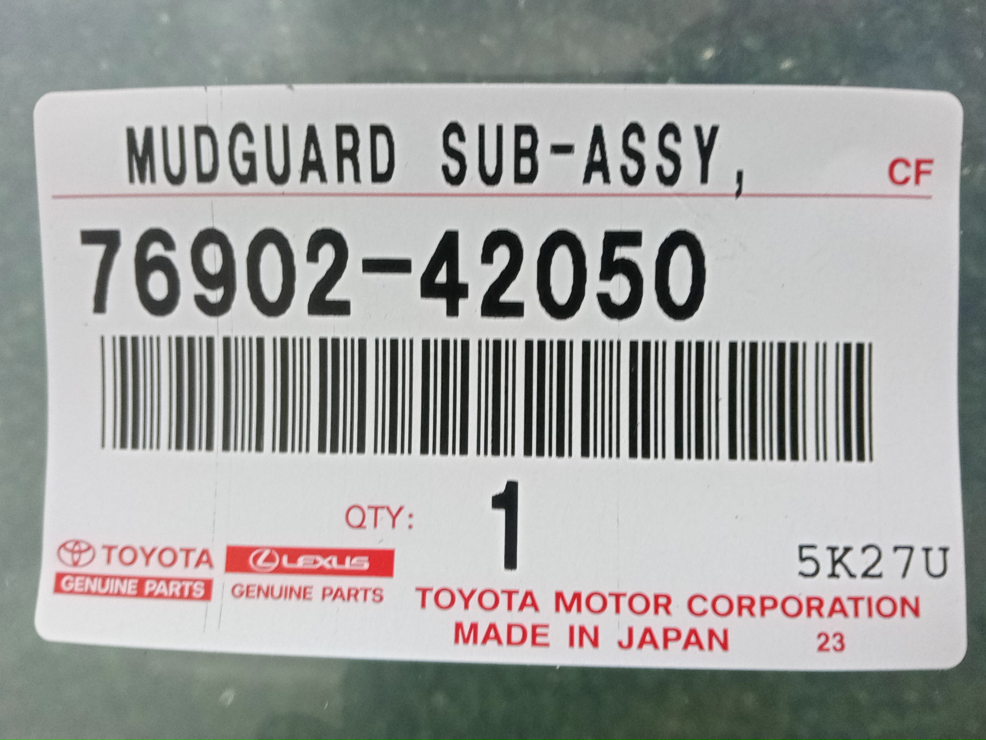 Молдинг на крыло левый передний TOYOTA RAV4 MXAA54 76902-42050 4 ракурс