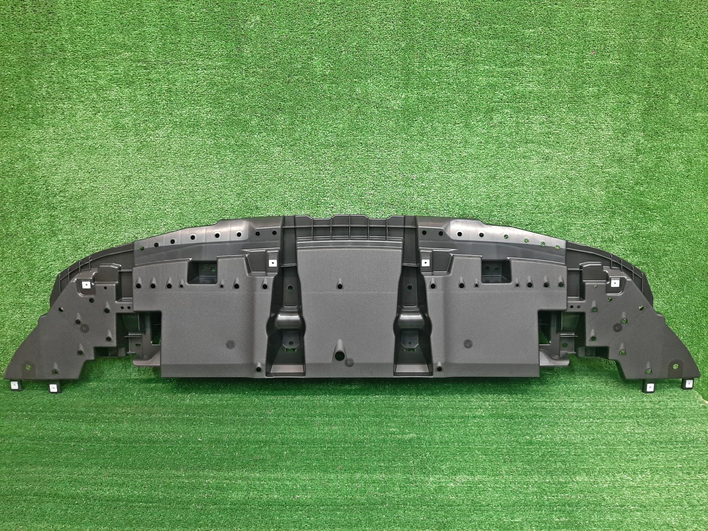 Защита бампера LEXUS NX300H AYZ10 52618-78010 1 ракурс Защита бампера LEXUS NX300H AYZ10 52618-78010 1 ракурс
