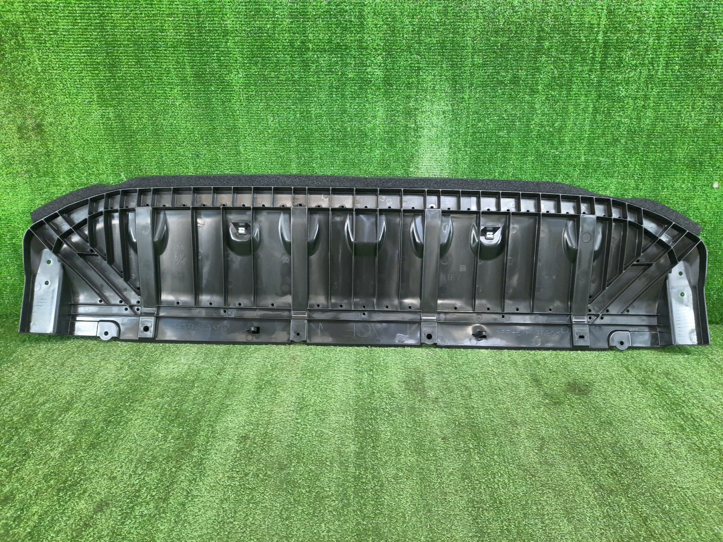 Защита бампера передняя TOYOTA GRANACE GDH303W 52618-26010 2 ракурс