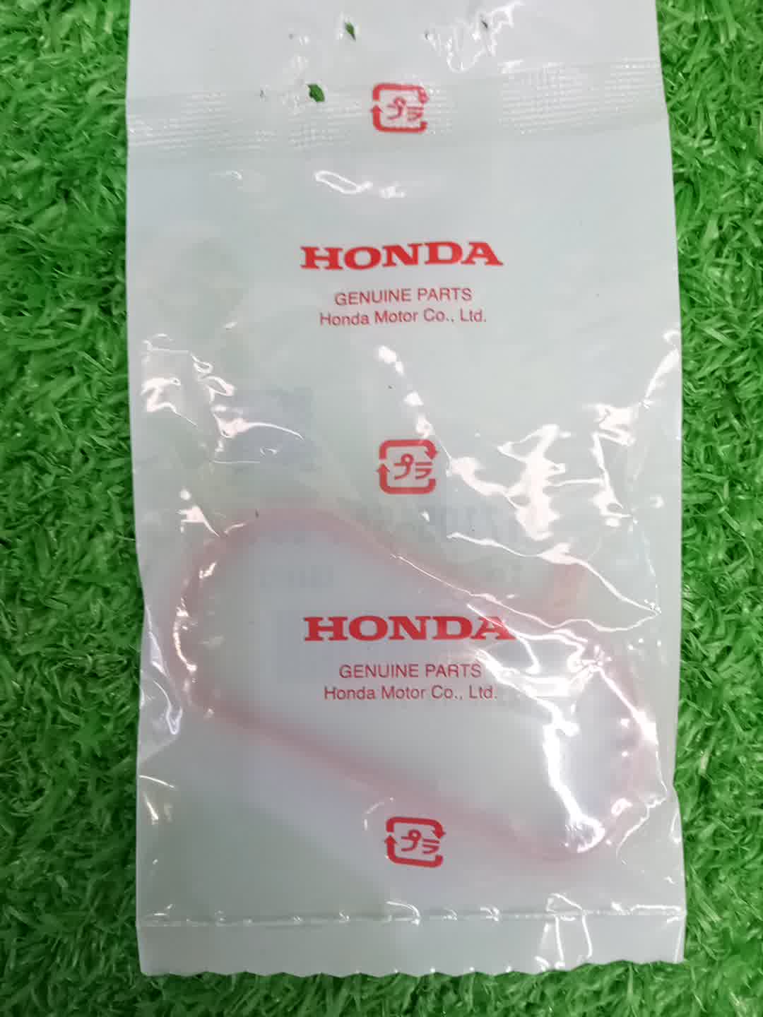 Прокладка впускного коллектора HONDA STEPWGN RP4 L15B 17105-5AA-004 2 ракурс