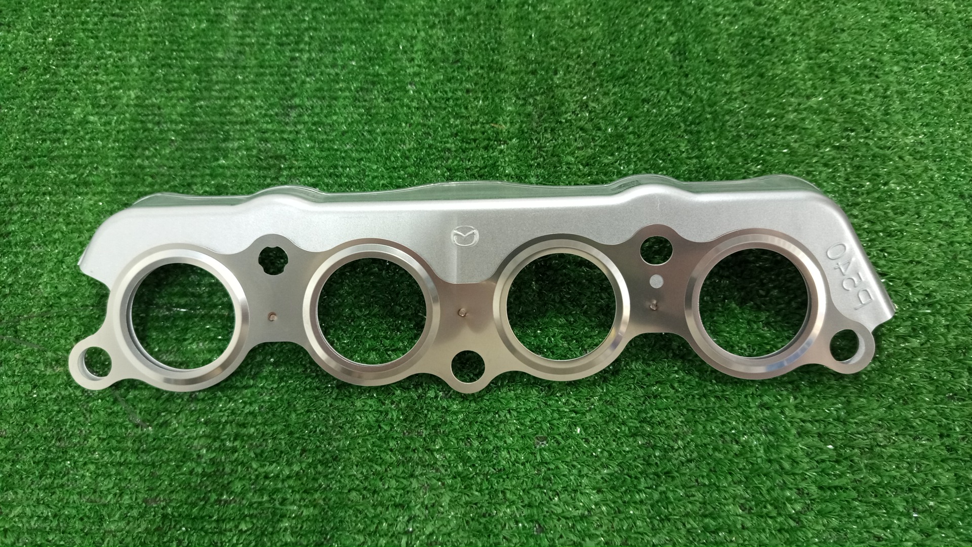 Прокладка выпускного коллектора MAZDA ROADSTER ND5RC P5-VP P540-13-460 1 ракурс