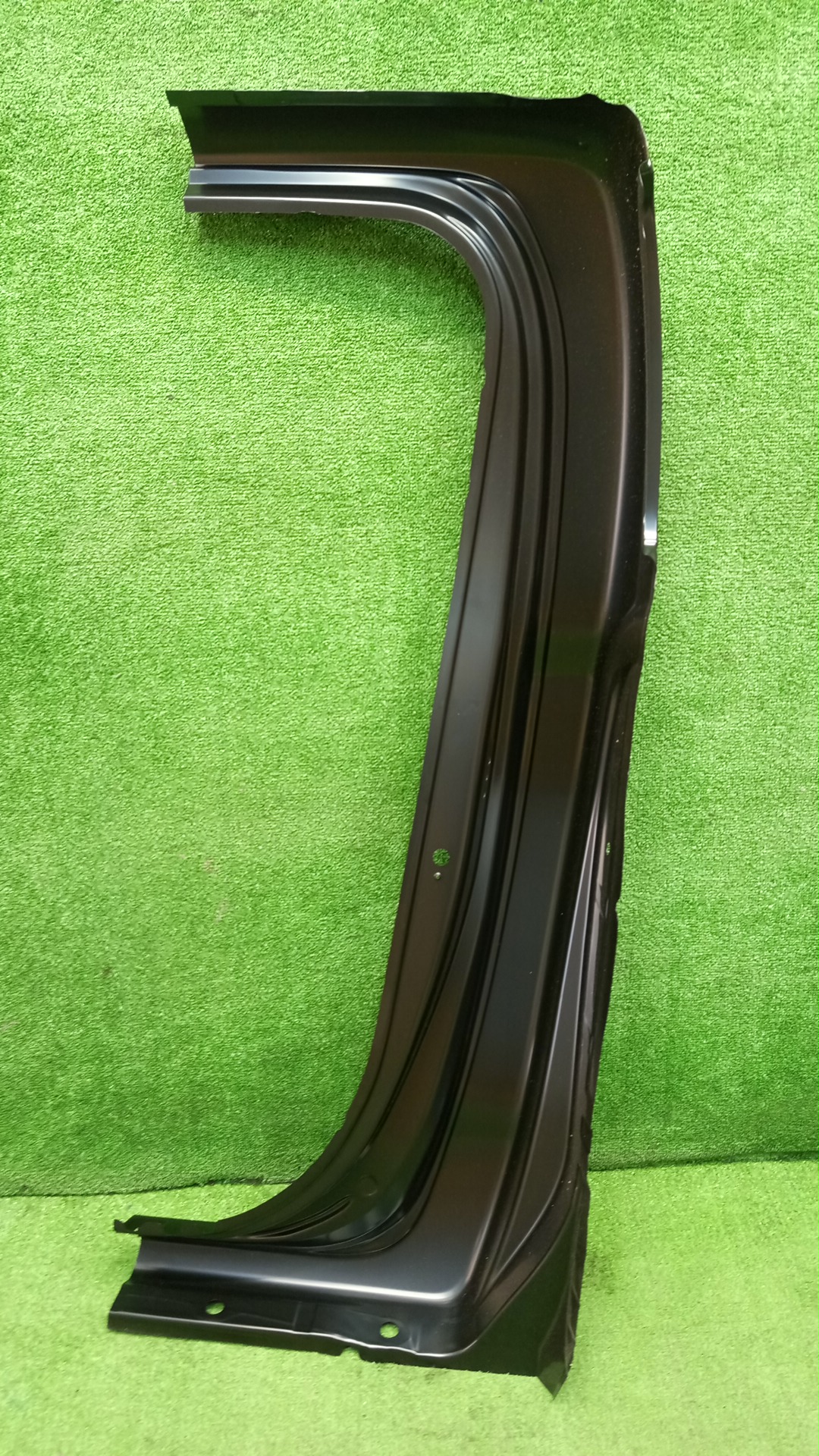 Стойка кузова правая задняя TOYOTA HILUX GUN125 61611-KK010 2 ракурс