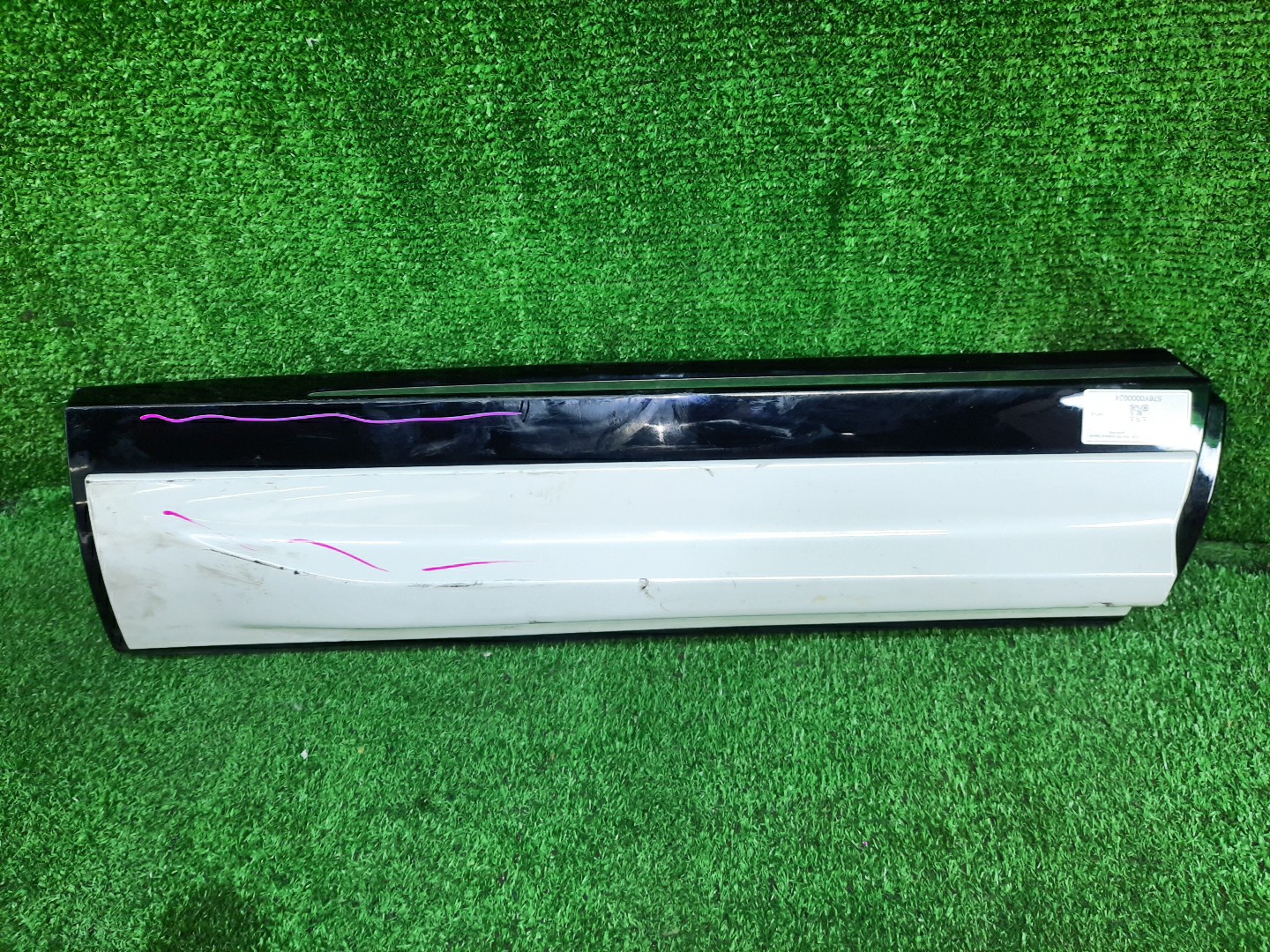 Накладка на дверь правая задняя HONDA VEZEL RV5 75313-3M0-J0 1 ракурс