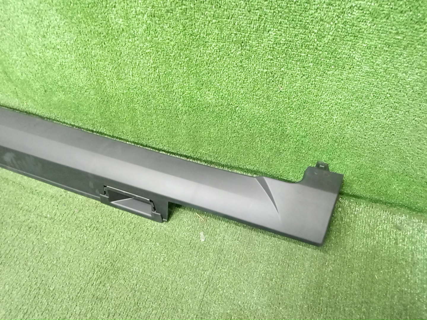Накладка на порог правая HONDA WR-V DG5 71800-31X-J00 3 ракурс Накладка на порог правая HONDA WR-V DG5 71800-31X-J00 3 ракурс