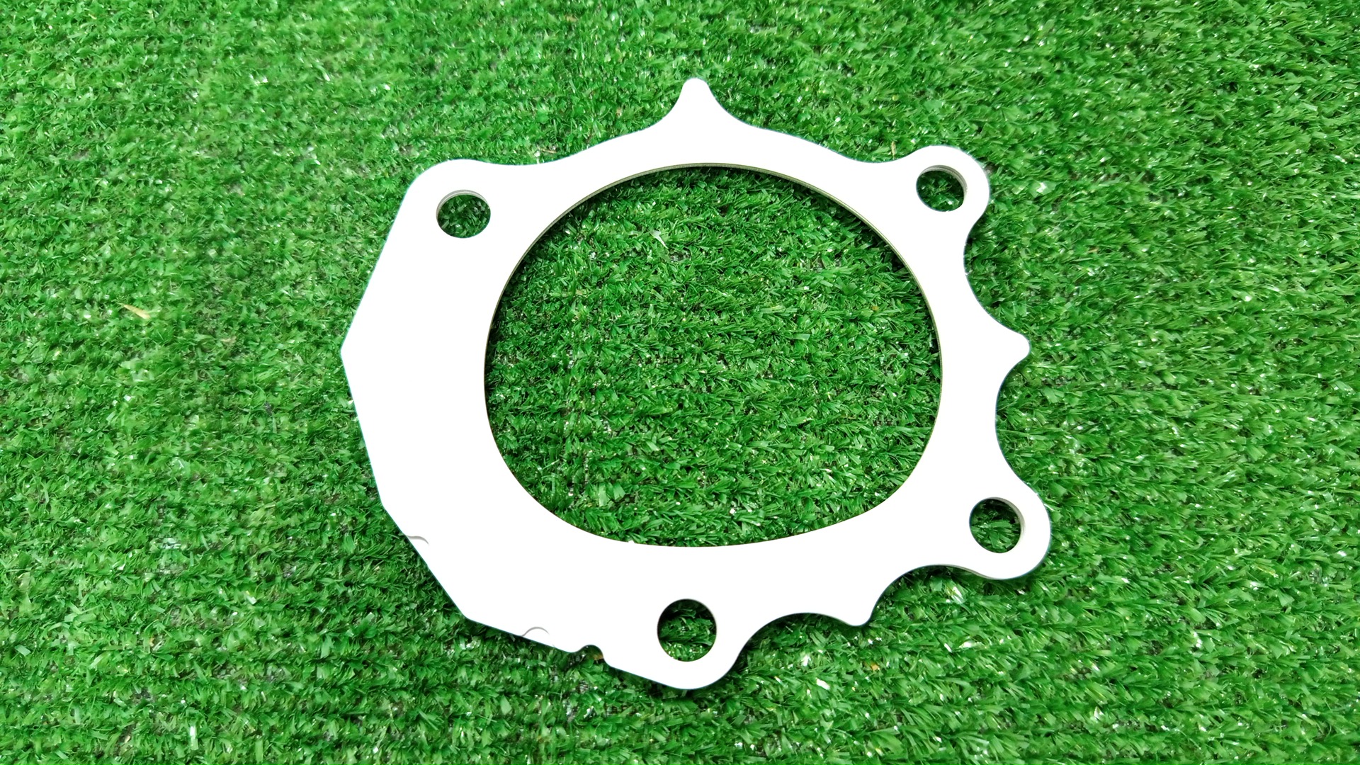 Прокладка выпускного коллектора TOYOTA C-HR NGX50 8NR-FTS 17279-47020 1 ракурс