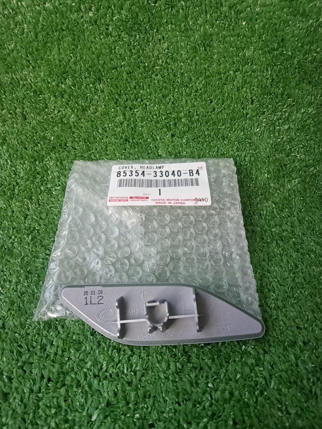 Крышка омывателя фар левая LEXUS ES300H AXZH10 85354-33040-B4 2 ракурс