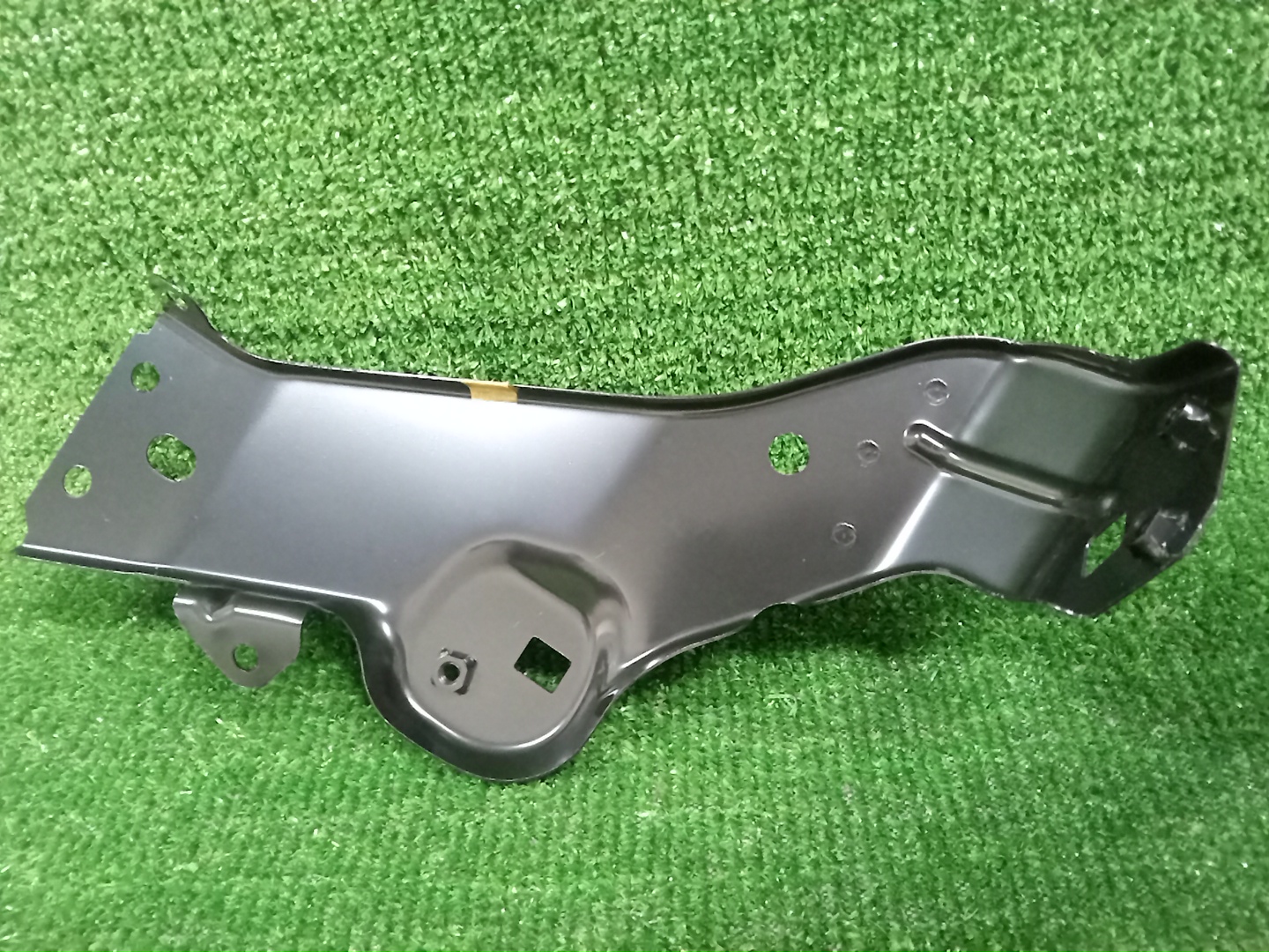 MAZDA CX-30 DMEP DFR5-52-140 2 ракурс MAZDA CX-30 DMEP DFR5-52-140 2 ракурс
