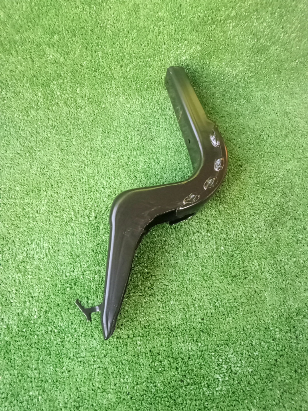 Крепление подножки левое TOYOTA HILUX GUN125 51082-0K060 1 ракурс