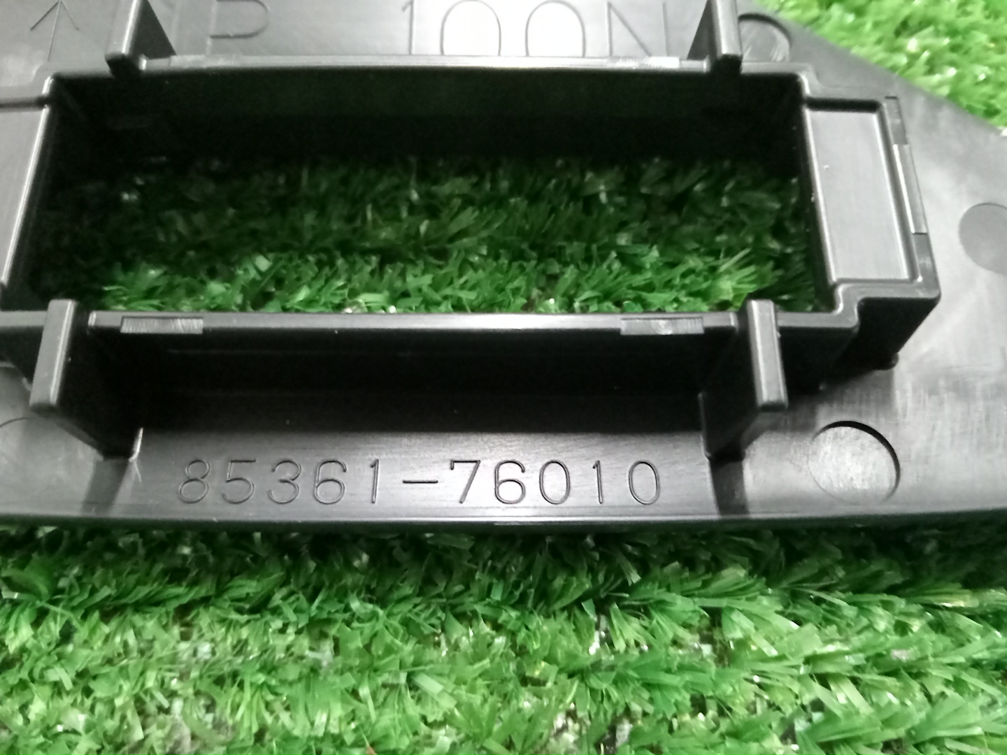  LEXUS UX250H MZAH10 85361-76010 3 ракурс