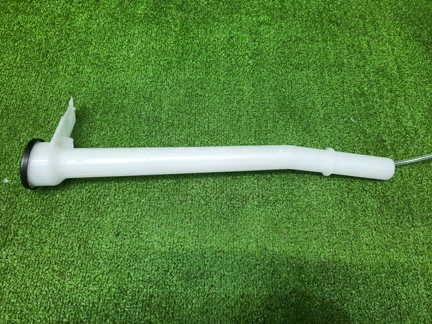 Горловина бачка омывателя TOYOTA COROLLA CROSS ZSG10 85301-16010 2 ракурс