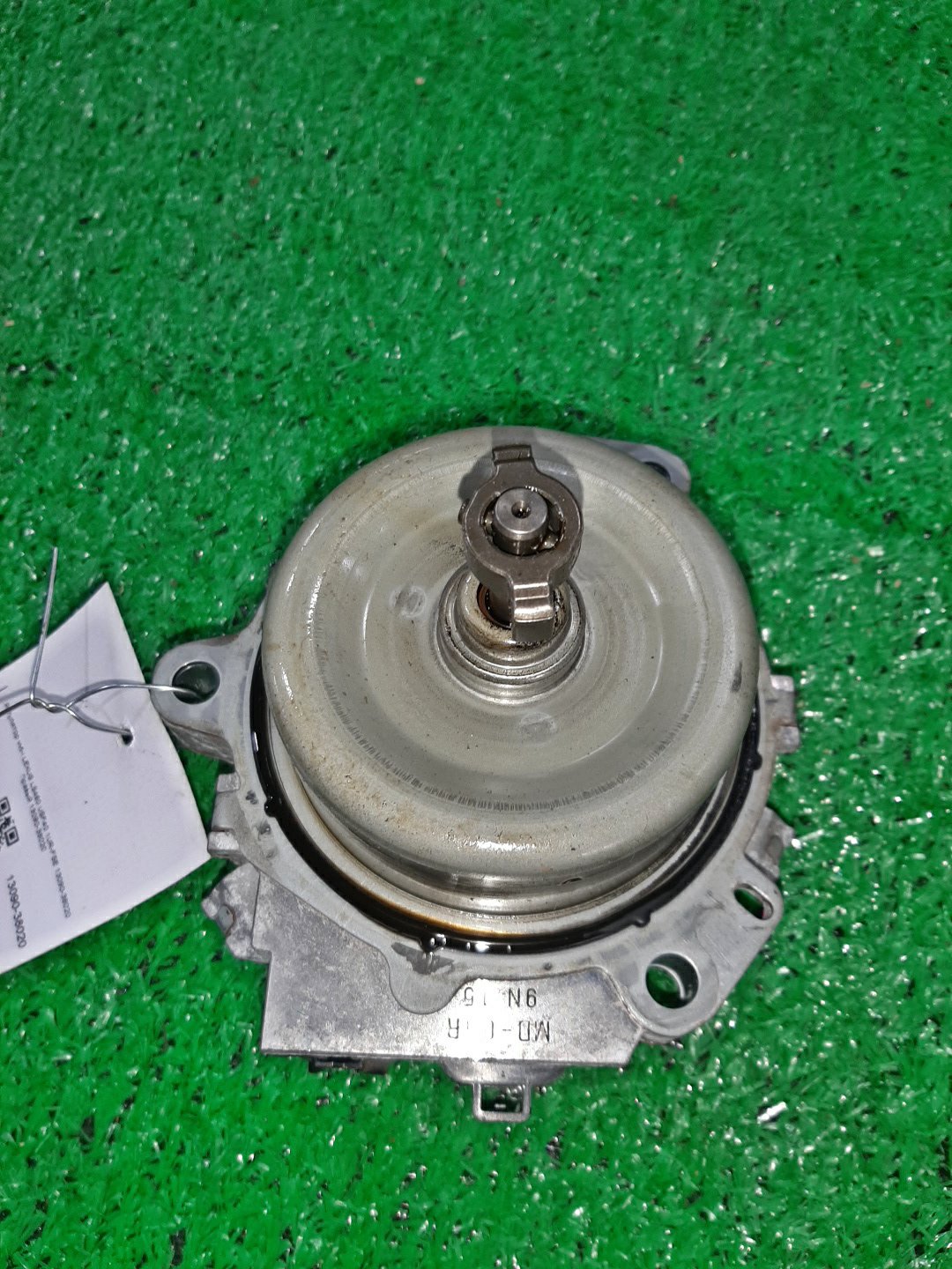Регулятор vvt-i правый LEXUS LS460 USF40 1UR-FSE 13090-38020 2 ракурс