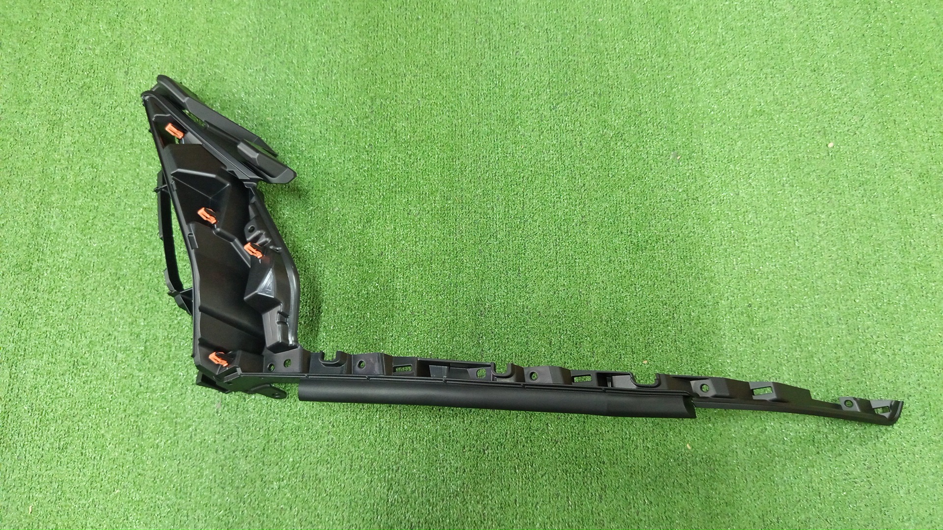 Ресничка правая передняя TOYOTA LAND CRUISER PRADO TRJ150 53245-60020 1 ракурс