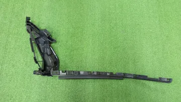 НАКЛАДКА НА ФАРУ НА TOYOTA LAND CRUISER PRADO TRJ150