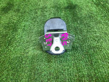 ОГРАНИЧИТЕЛЬ ДВЕРИ НА HONDA VEZEL RV5