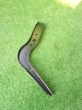 КРЕПЛЕНИЕ ПОДНОЖКИ НА TOYOTA HILUX GUN125