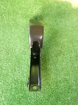 КРЕПЛЕНИЕ ПОДНОЖКИ НА TOYOTA HILUX GUN125