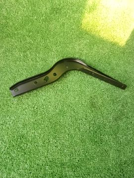 КРЕПЛЕНИЕ ПОДНОЖКИ НА TOYOTA HILUX GUN125