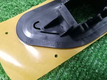 КРОНШТЕЙН ФОРСУНКИ ОМЫВАТЕЛЯ НА LEXUS ES300H AXZH10