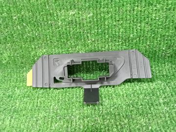 КРОНШТЕЙН ФОРСУНКИ ОМЫВАТЕЛЯ НА LEXUS RX450H GYL25W