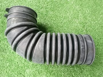 ПАТРУБОК ИНТЕРУКУЛЕРА НА TOYOTA HILUX GUN125 2GD-FTV