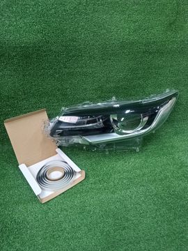 СТЕКЛО ФАРЫ НА TOYOTA PREMIO ZRT261