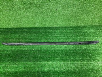 МОЛДИНГ ЛОБОВОГО СТЕКЛА НА LEXUS NX200 ZGZ15