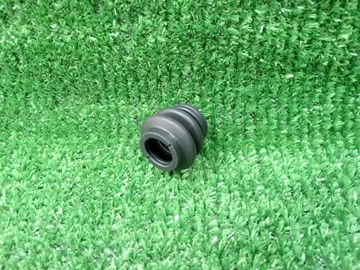 ПЫЛЬНИК НАПРАВЛЯЮЩЕЙ СУППОРТА НА TOYOTA HARRIER AVU65W