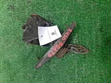 КРЕПЛЕНИЕ ЗАПАСКИ НА MITSUBISHI CANTER FBA20