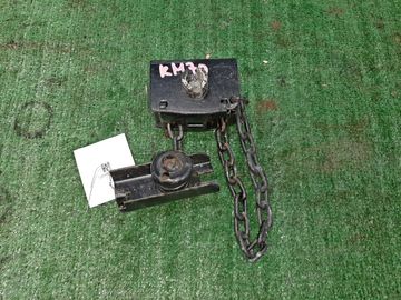 КРЕПЛЕНИЕ ЗАПАСКИ НА TOYOTA TOWN ACE KM70