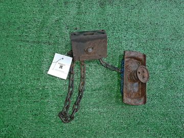 КРЕПЛЕНИЕ ЗАПАСКИ НА ISUZU ELF AKR71