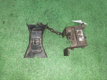 КРЕПЛЕНИЕ ЗАПАСКИ НА MITSUBISHI CANTER FB300