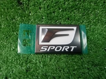 ЭМБЛЕМА НА LEXUS UX250H MZAH10