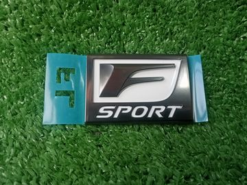 ЭМБЛЕМА НА LEXUS UX250H MZAH10