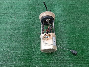 НАСОС ПОГРУЖНОЙ НА SUZUKI ESCUDO TDA4W J24B