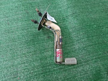 НАСОС ПОГРУЖНОЙ НА TOYOTA MARK II JZX90 1JZ-GE