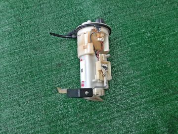 НАСОС ПОГРУЖНОЙ НА TOYOTA VITZ SCP13 2SZ-FE