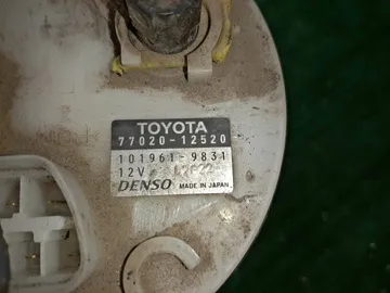 НАСОС ПОГРУЖНОЙ НА TOYOTA COROLLA NZE121 1NZ-FE