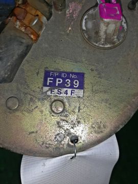 НАСОС ПОГРУЖНОЙ НА MAZDA CAPELLA GF8P FP-DE