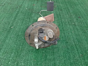 НАСОС ПОГРУЖНОЙ НА TOYOTA PASSO KGC15 1KR-FE