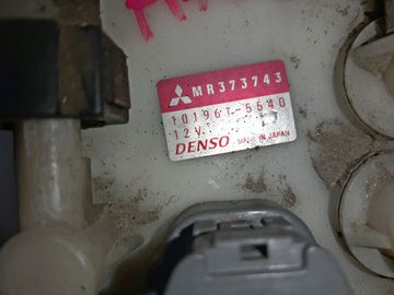 НАСОС ПОГРУЖНОЙ НА MITSUBISHI PAJERO IO H77W 4G94